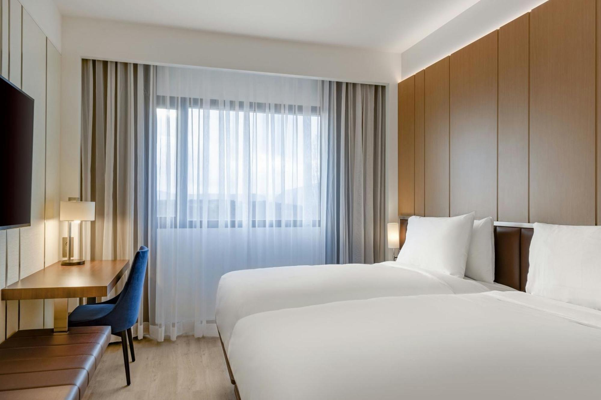 Ac Hotel By Marriott Saint-Julien-En-Genevois Luaran gambar
