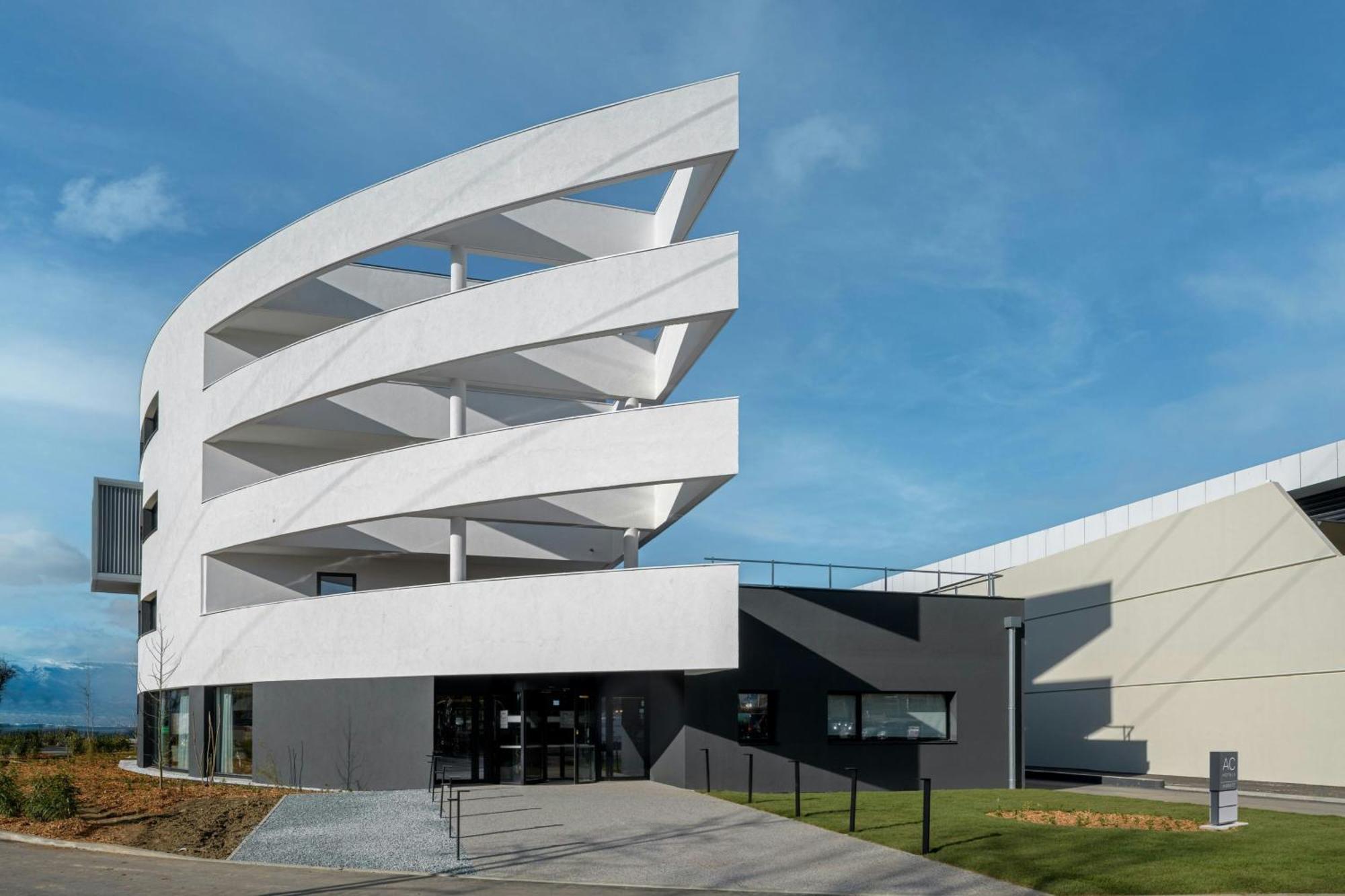 Ac Hotel By Marriott Saint-Julien-En-Genevois Luaran gambar