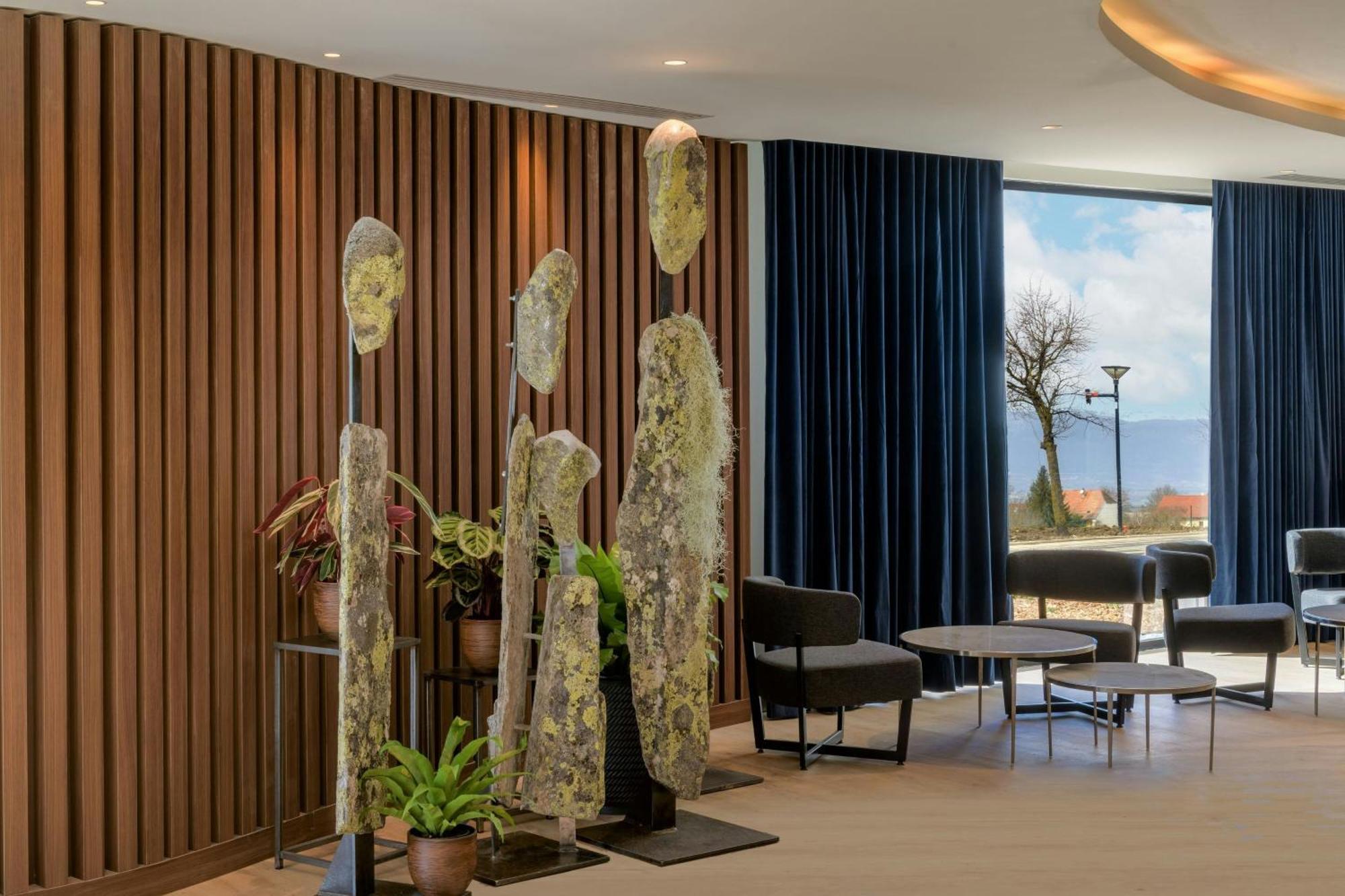 Ac Hotel By Marriott Saint-Julien-En-Genevois Luaran gambar
